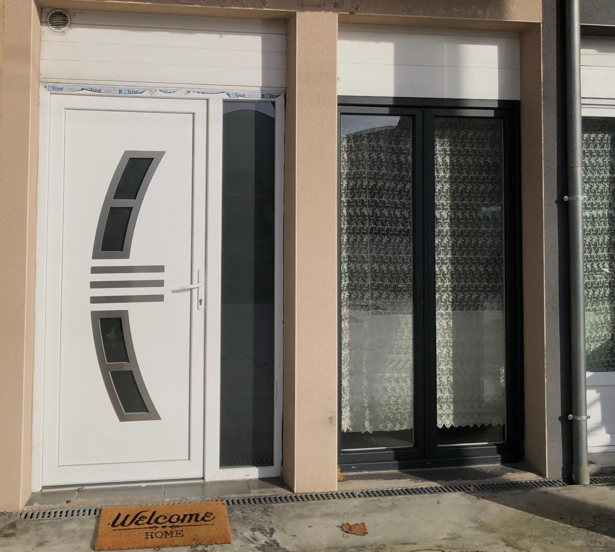 Maison Entiere Proche Circuit Des 24 Heures Le Mans Exterior foto